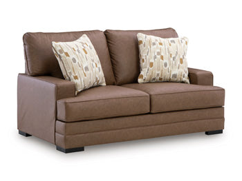 VillaCourt Loveseat Benchcraft® Living Room