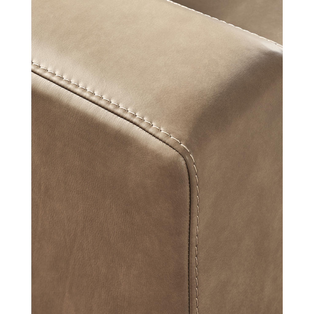 Veronella 5-Piece Sectional Benchcraft® Living Room