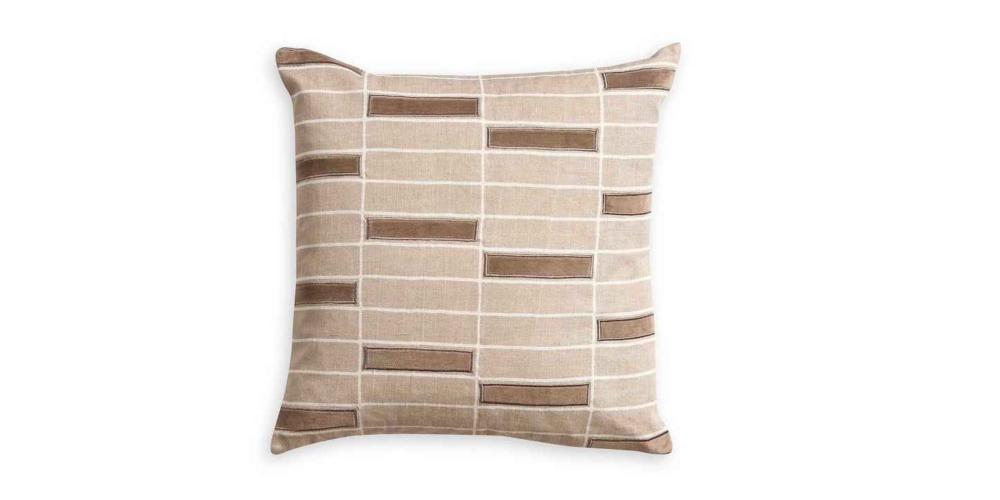 Breccia Pillow Bassett