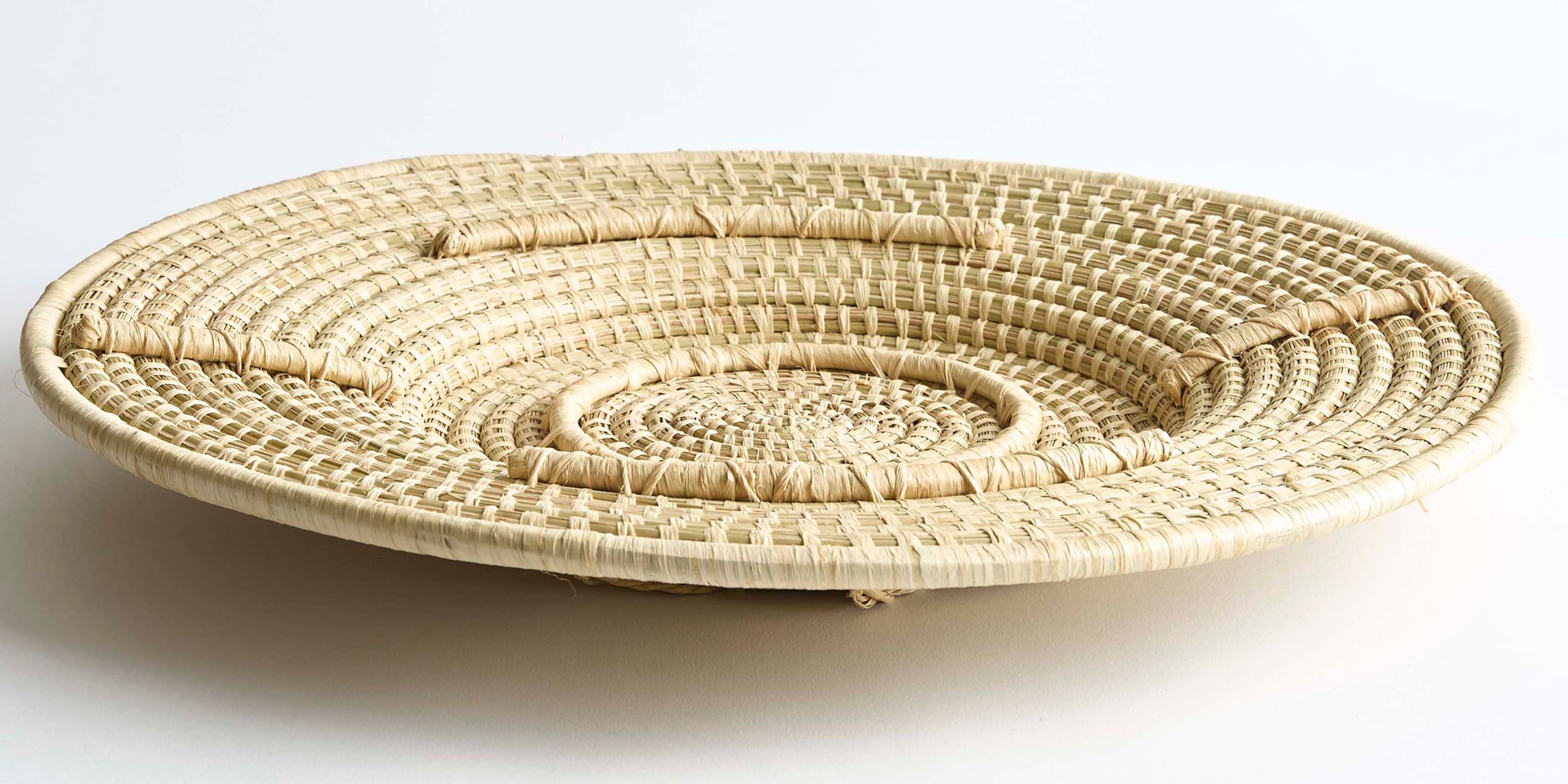 Balance Wall Basket Bassett