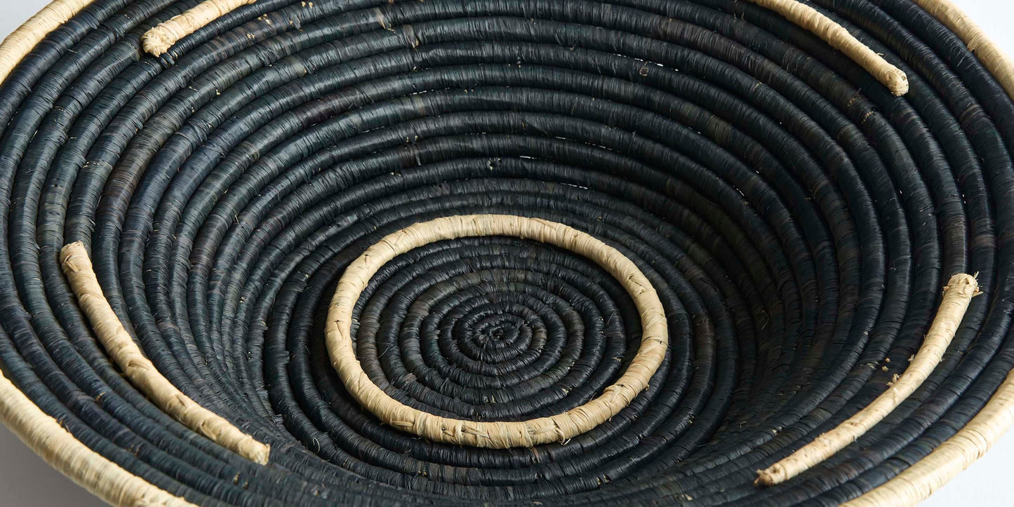 Village Wall Basket Bassett