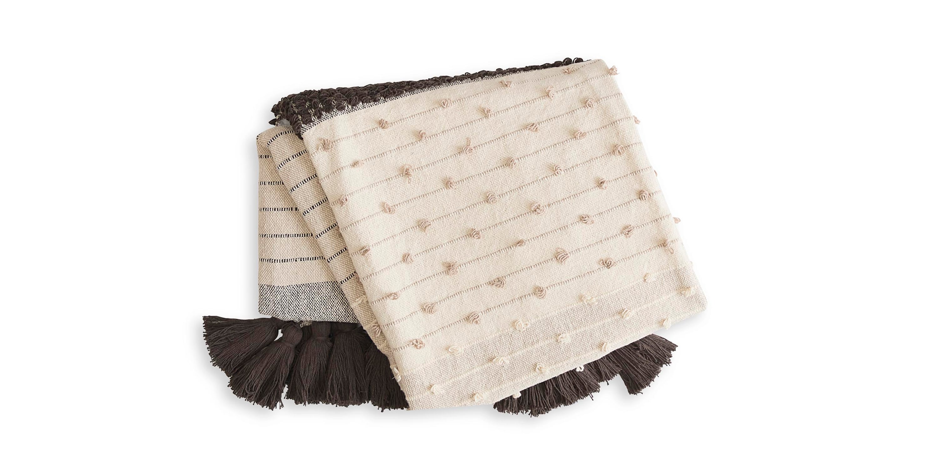 Notre Pepper Throw Bassett