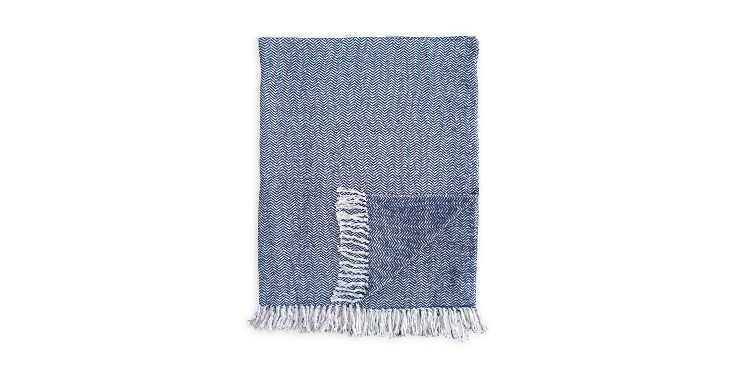 Phoebe Navy Throw Bassett