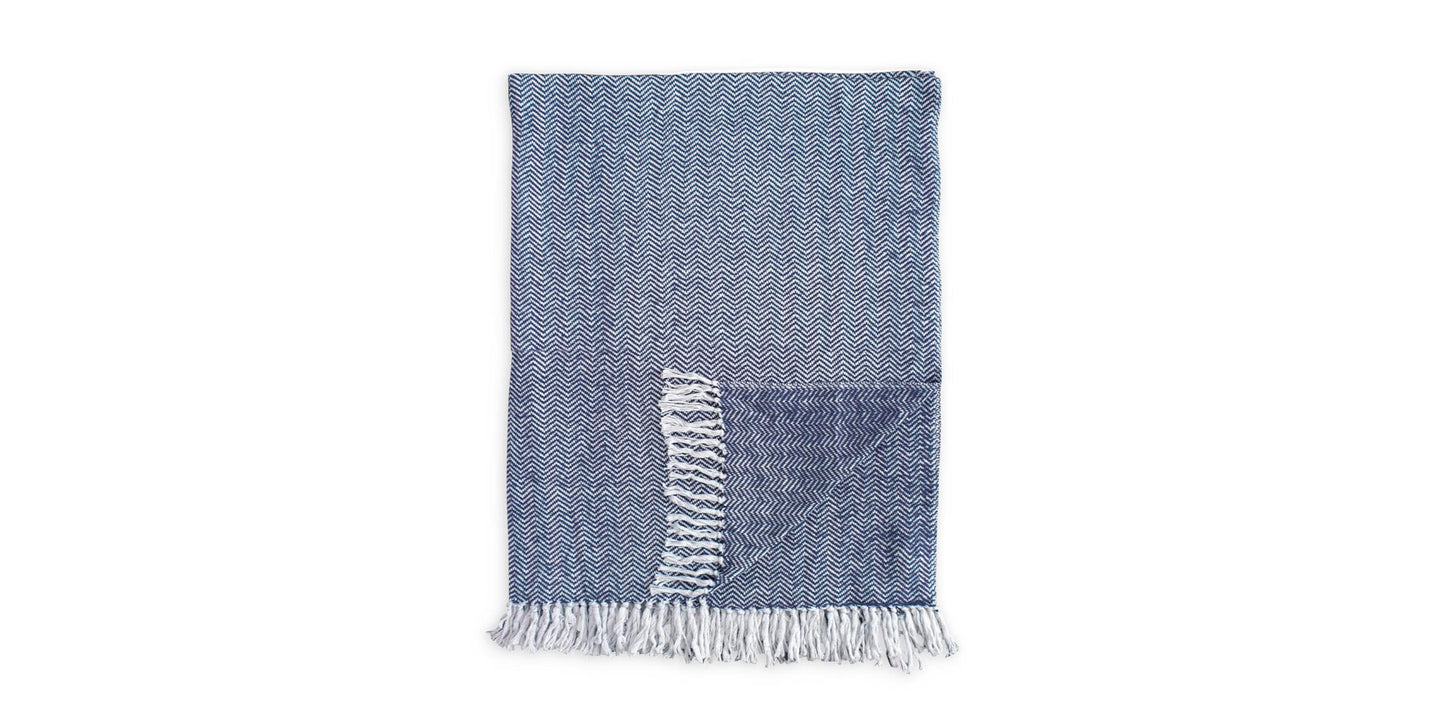 Phoebe Navy Throw Bassett