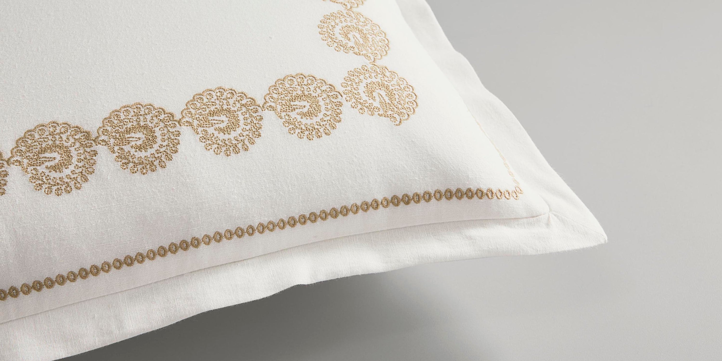 Salem Shams Bassett Bedding