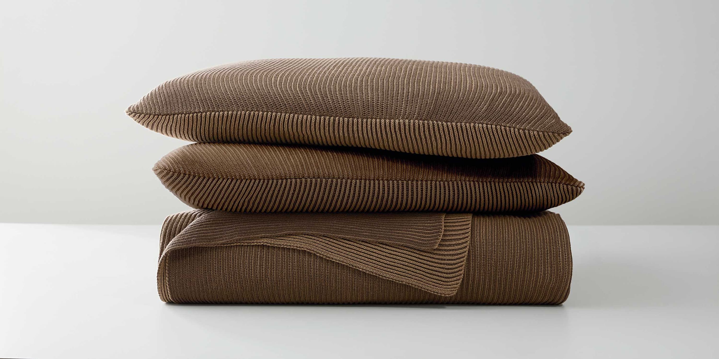 Amory Coverlet Bassett