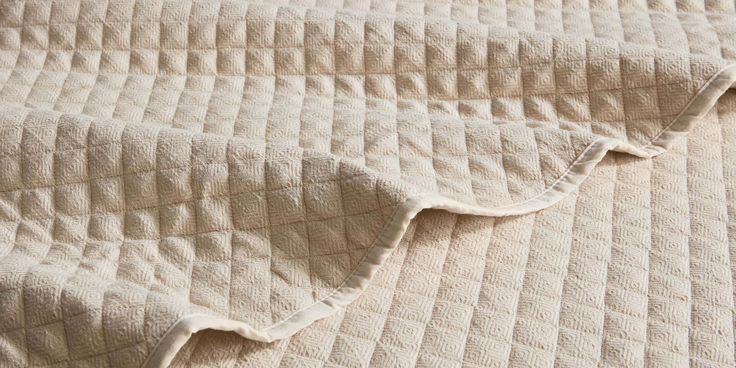 Breeze On By Quilt Bassett