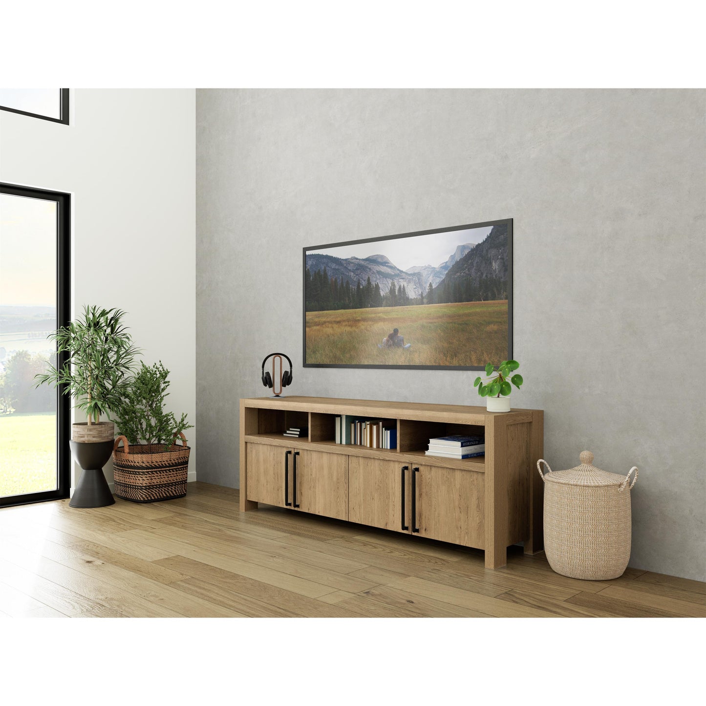 Davie Media Console