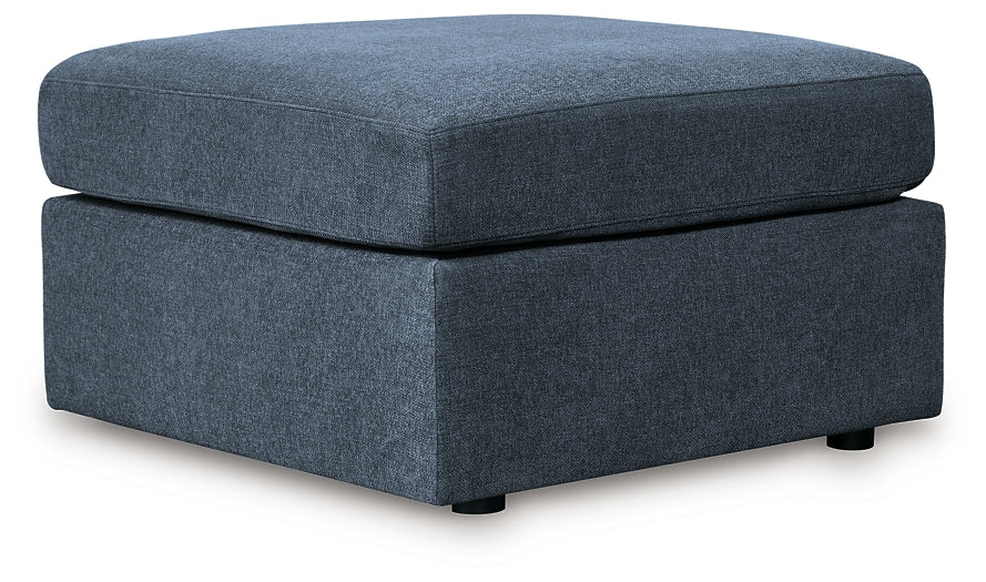 Modmax 6-Piece Sectional and 2 Ottomans