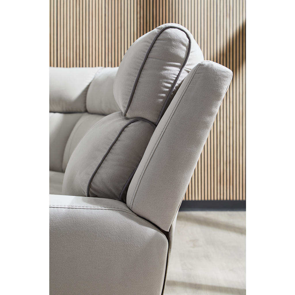 Social Pointe 6-Piece Reclining Sectional with Storage Console Signature Design by Ashley® Living Room