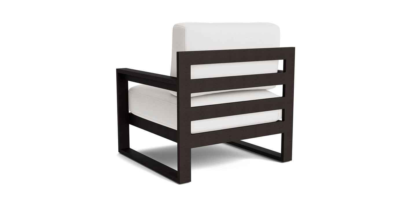 Bonavista Outdoor Track Arm Lounge Chair Bassett