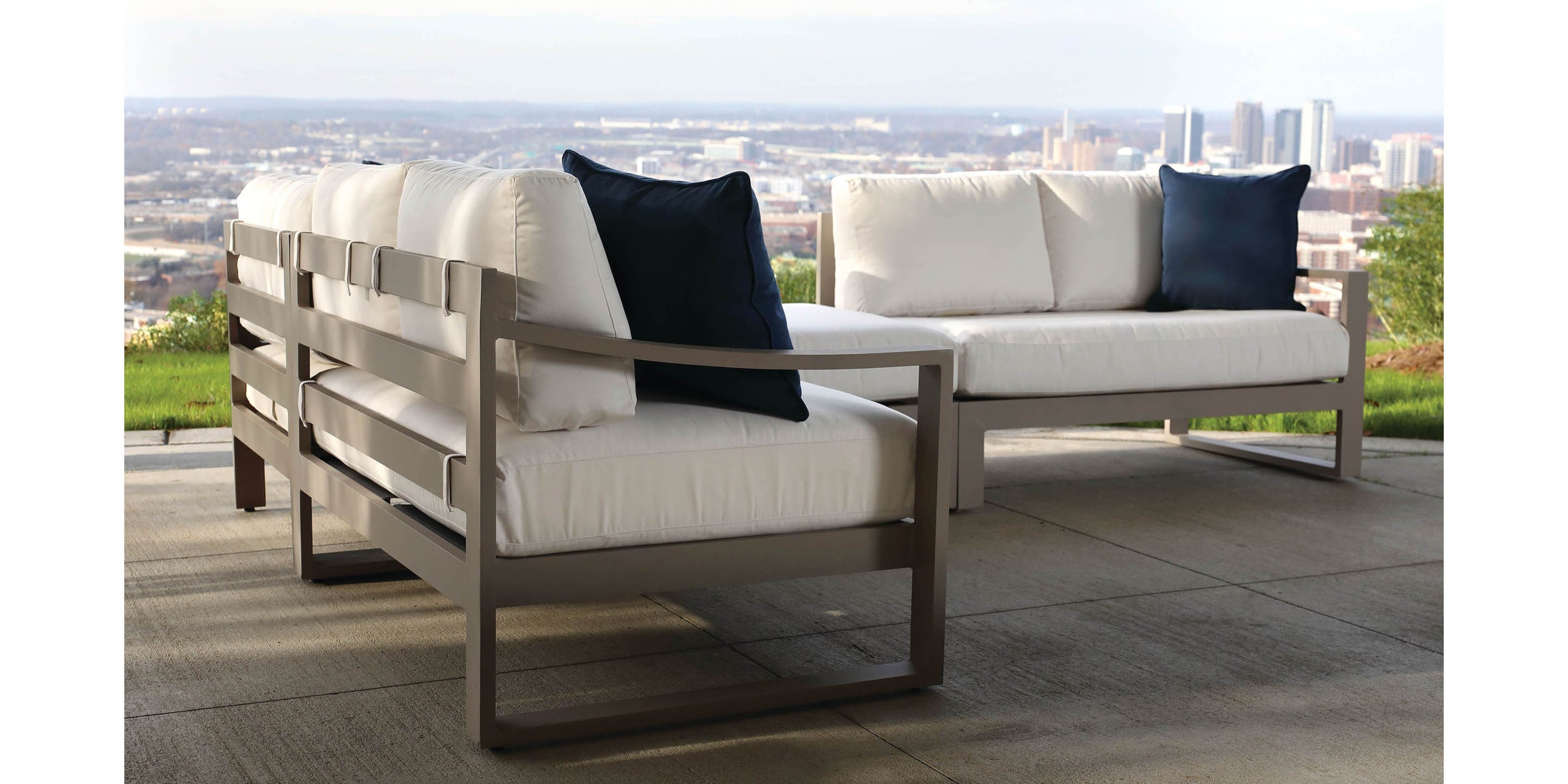 Bonavista Outdoor Track Arm Sectional Bassett