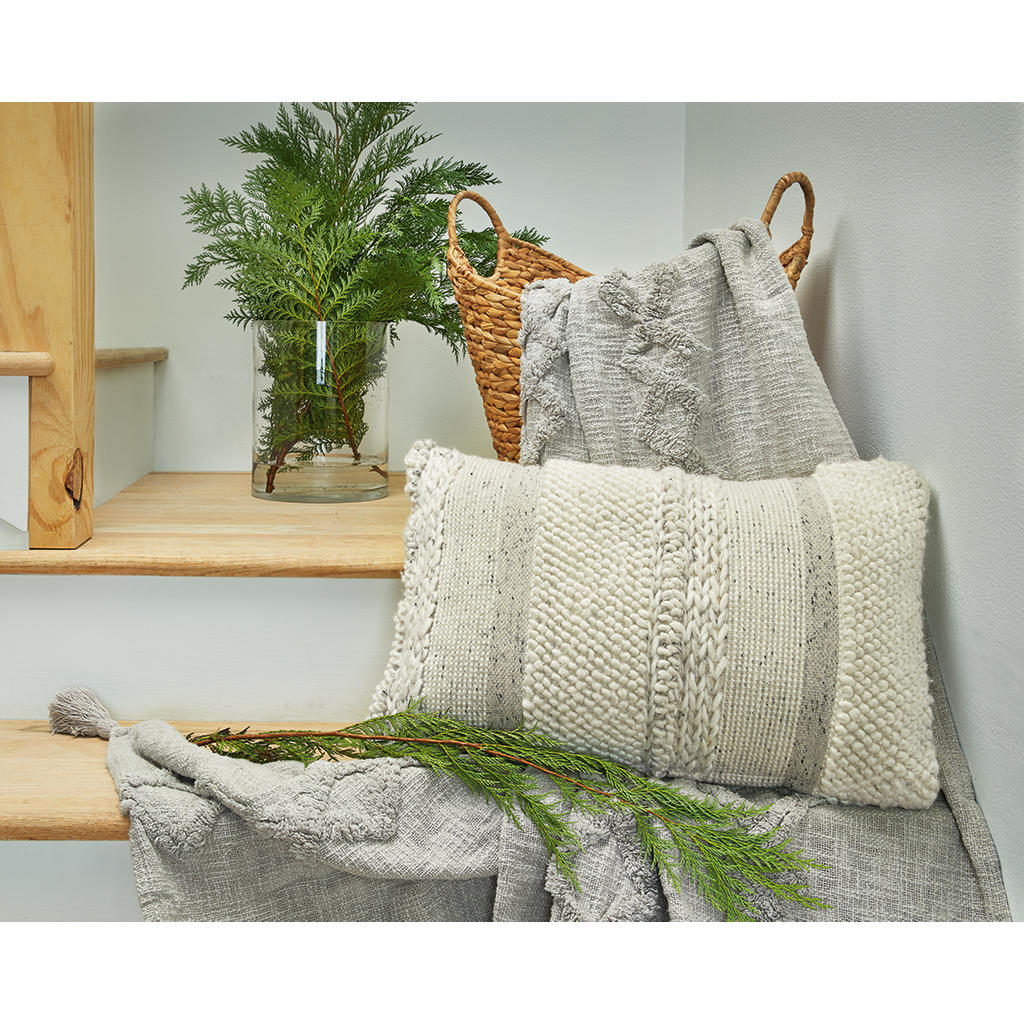 Standon Pillow (Set of 4) Signature Design by Ashley® Accent Pillows