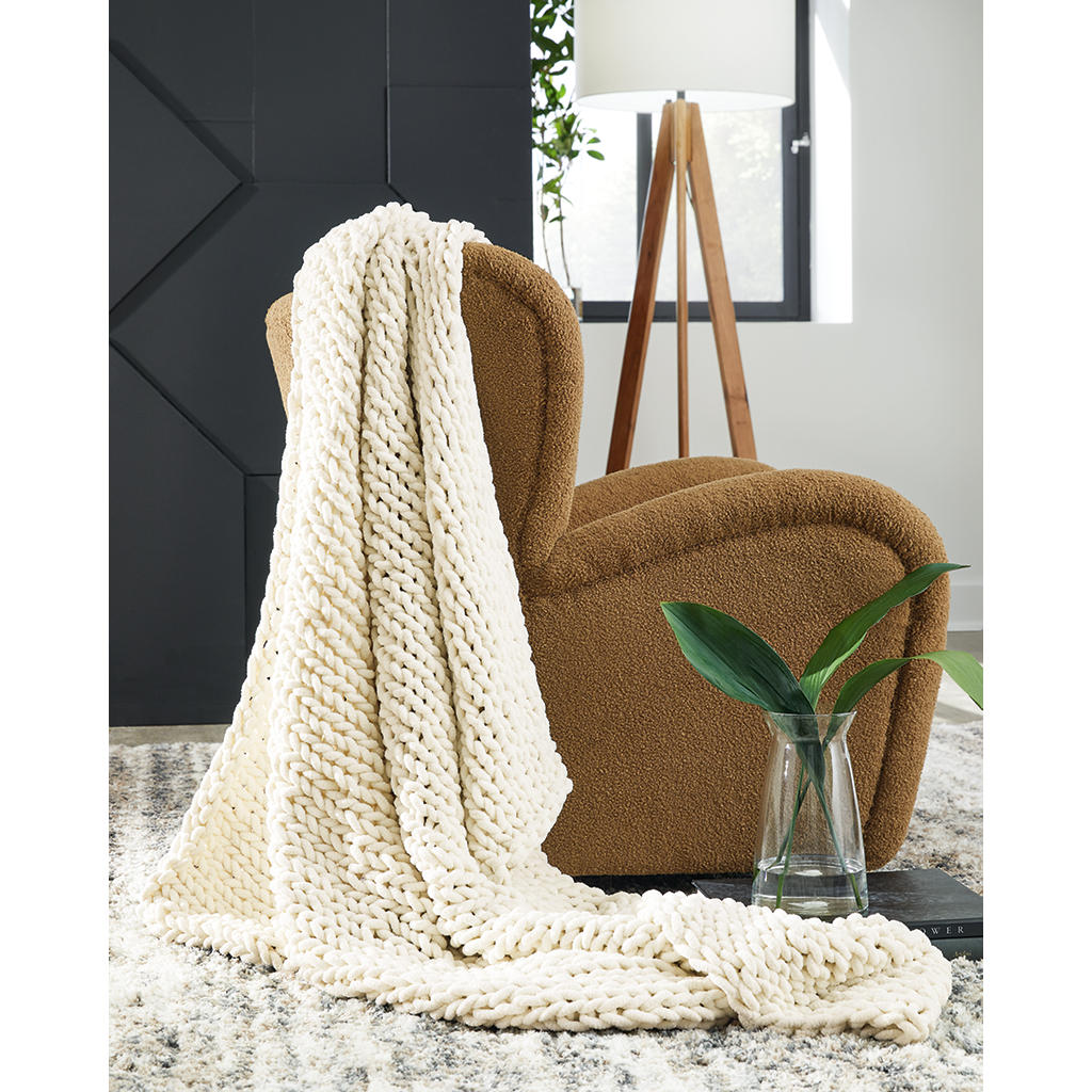 Chaddon Throw (Set of 3) Signature Design by Ashley® Blankets And Throws