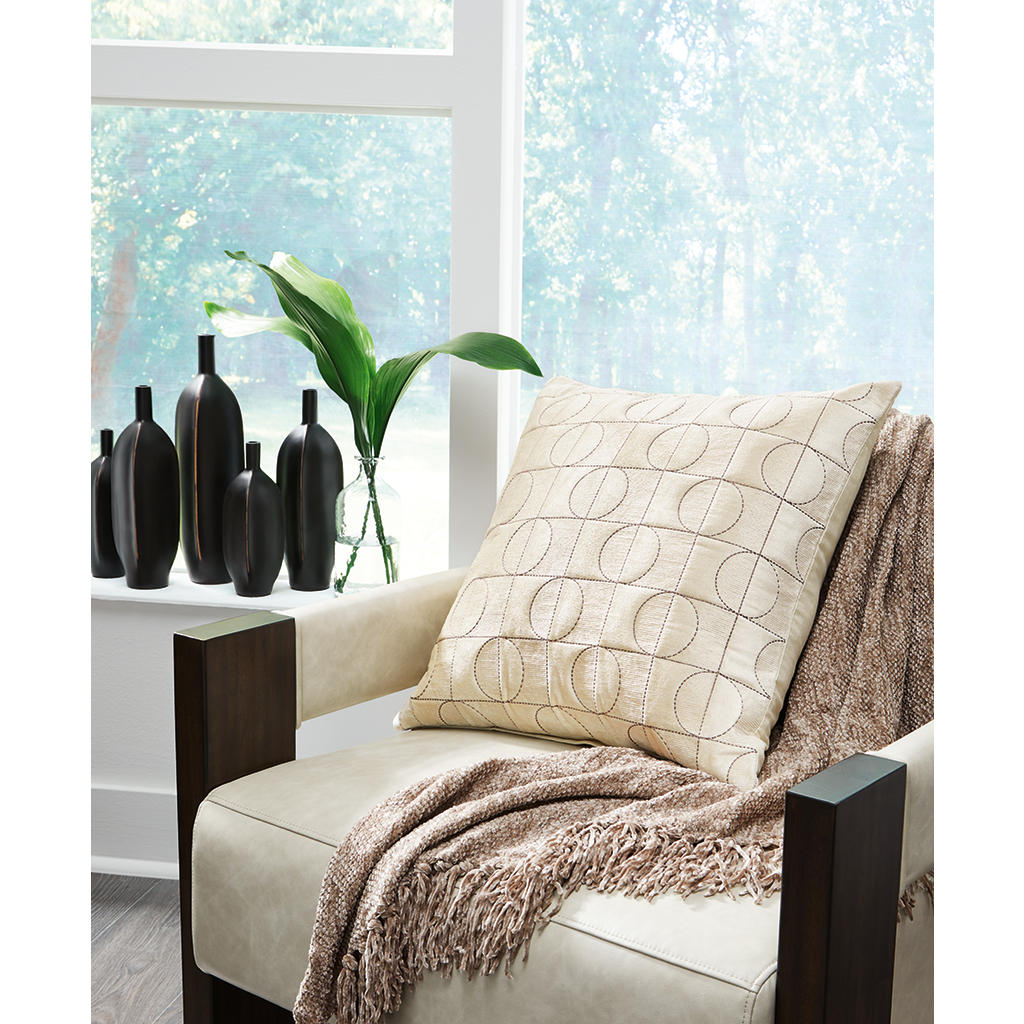 Kydner Pillow (Set of 4) Signature Design by Ashley® Accent Pillows