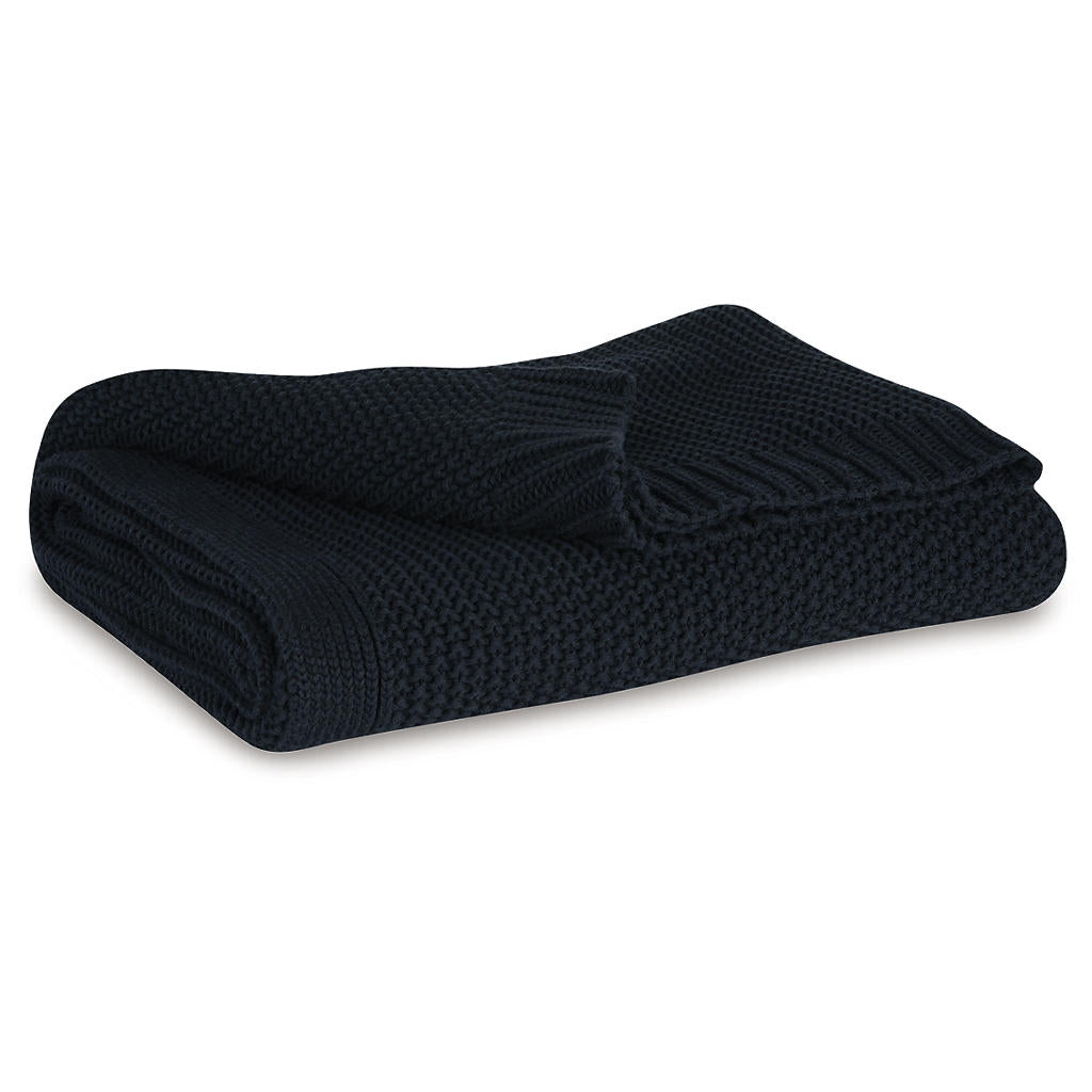 Gayelery Throw (Set of 3) Signature Design by Ashley® Blankets And Throws