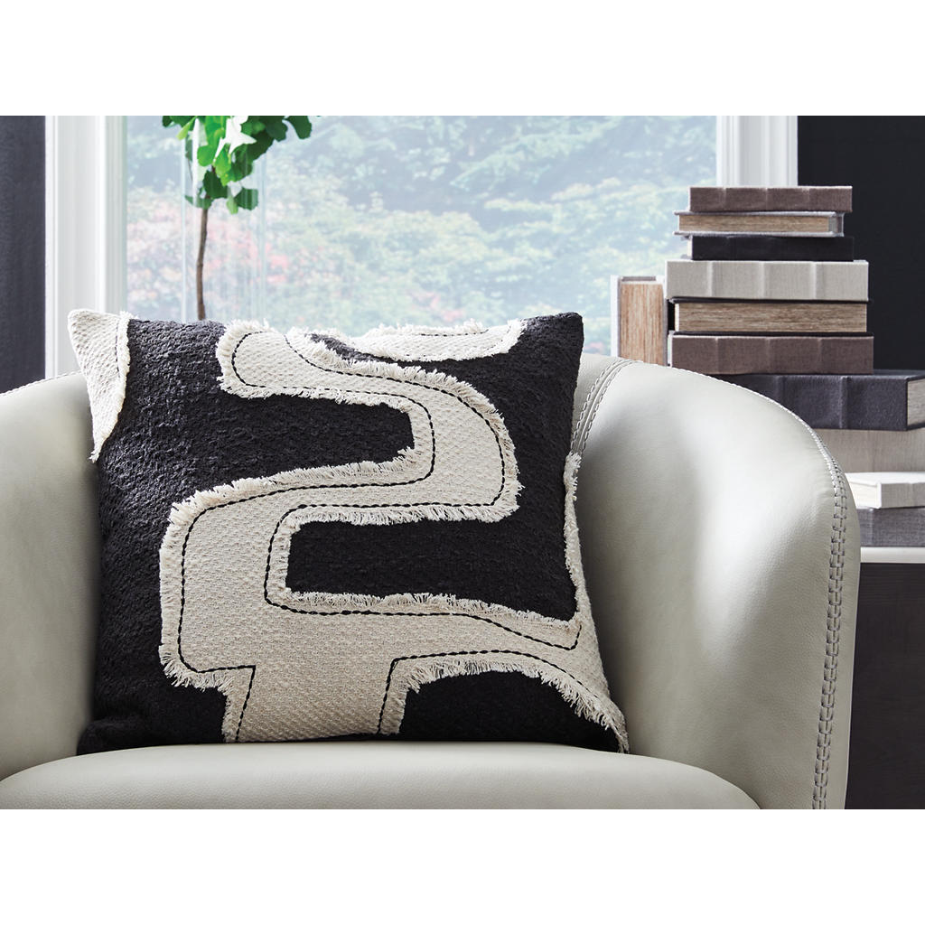 Veerbank Pillow (Set of 4) Signature Design by Ashley® Accent Pillows