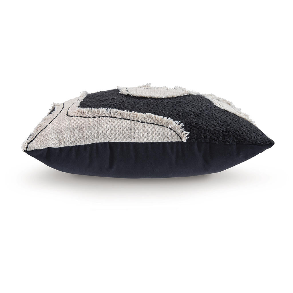 Veerbank Pillow (Set of 4) Signature Design by Ashley® Accent Pillows