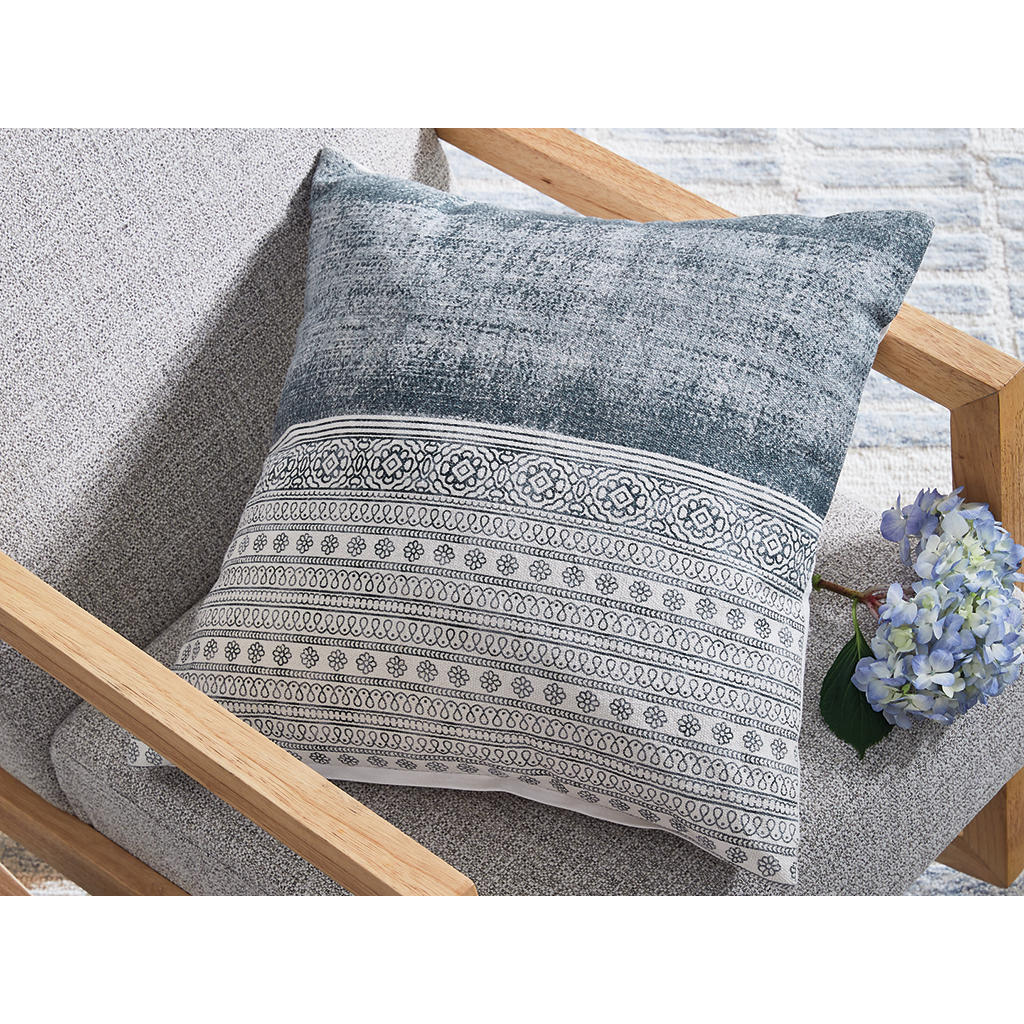 Harperville Pillow (Set of 4) Signature Design by Ashley® Accent Pillows