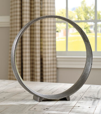 Ryandale Sculpture (Set of 2) Signature Design by Ashley® Home Accents