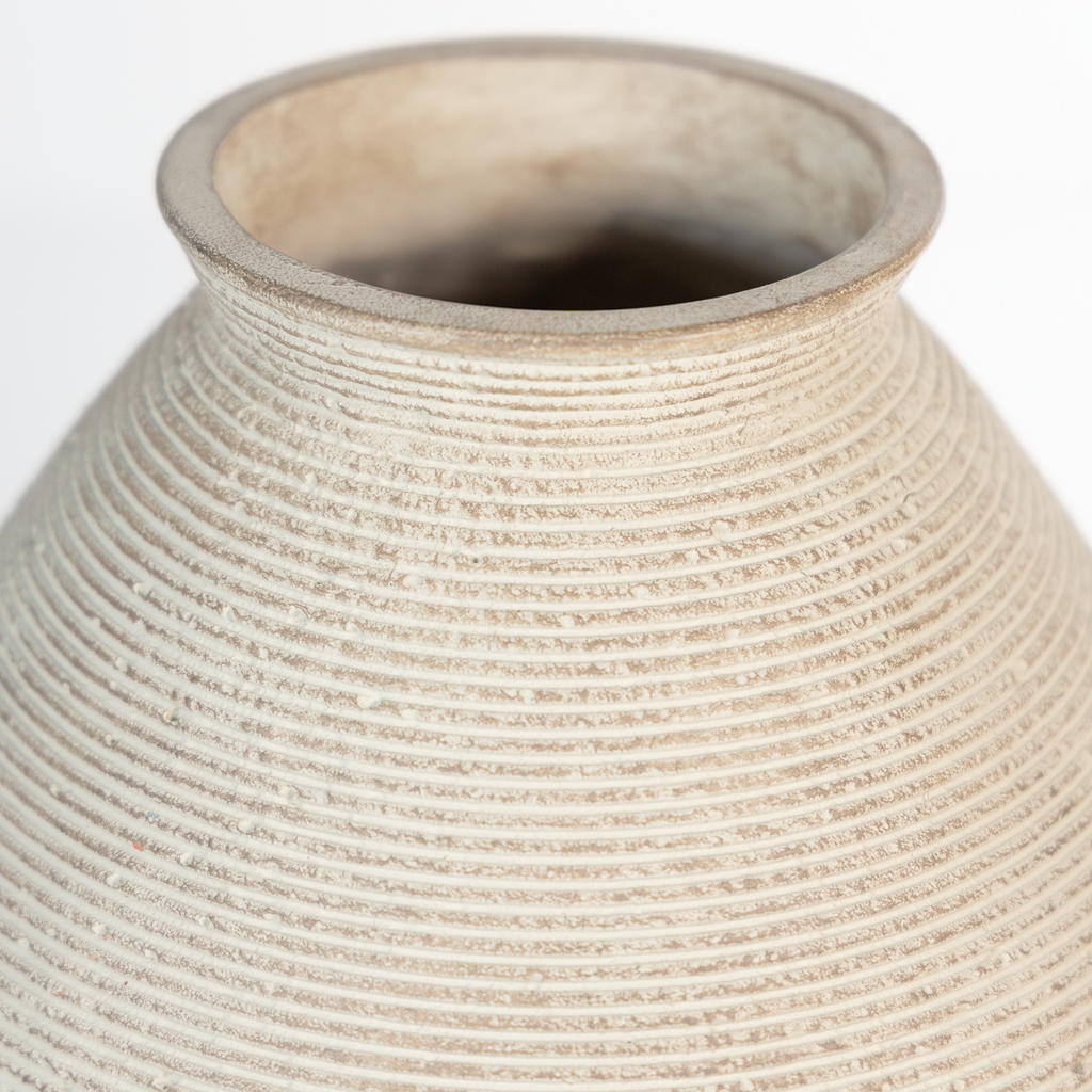 Hannela Vase Signature Design by Ashley® Home Accents