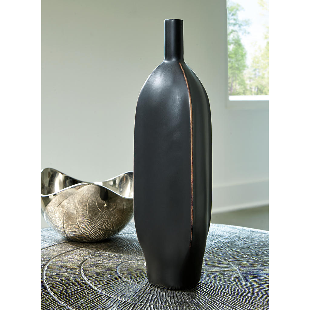 Rhaveney Vase (Set of 3) Signature Design by Ashley® Home Accents