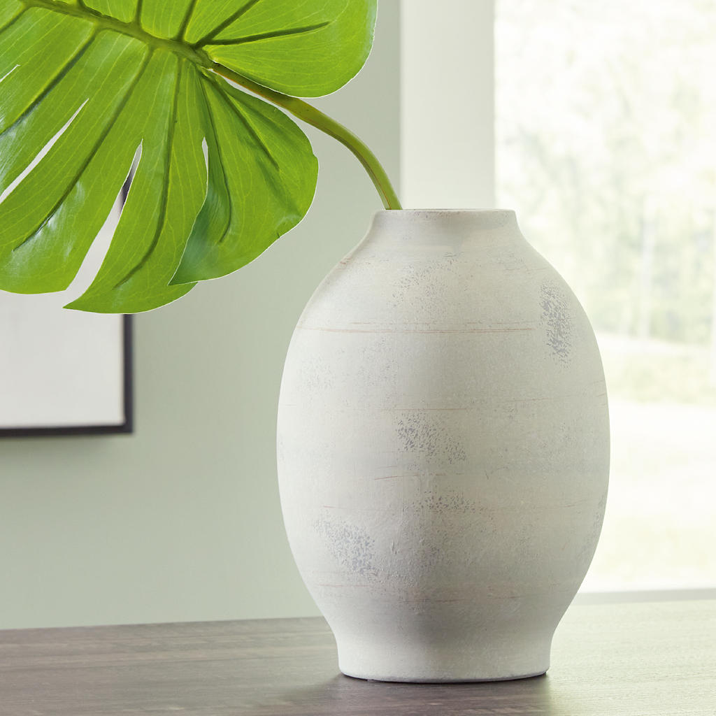 Clayson Vase Signature Design by Ashley® Home Accents