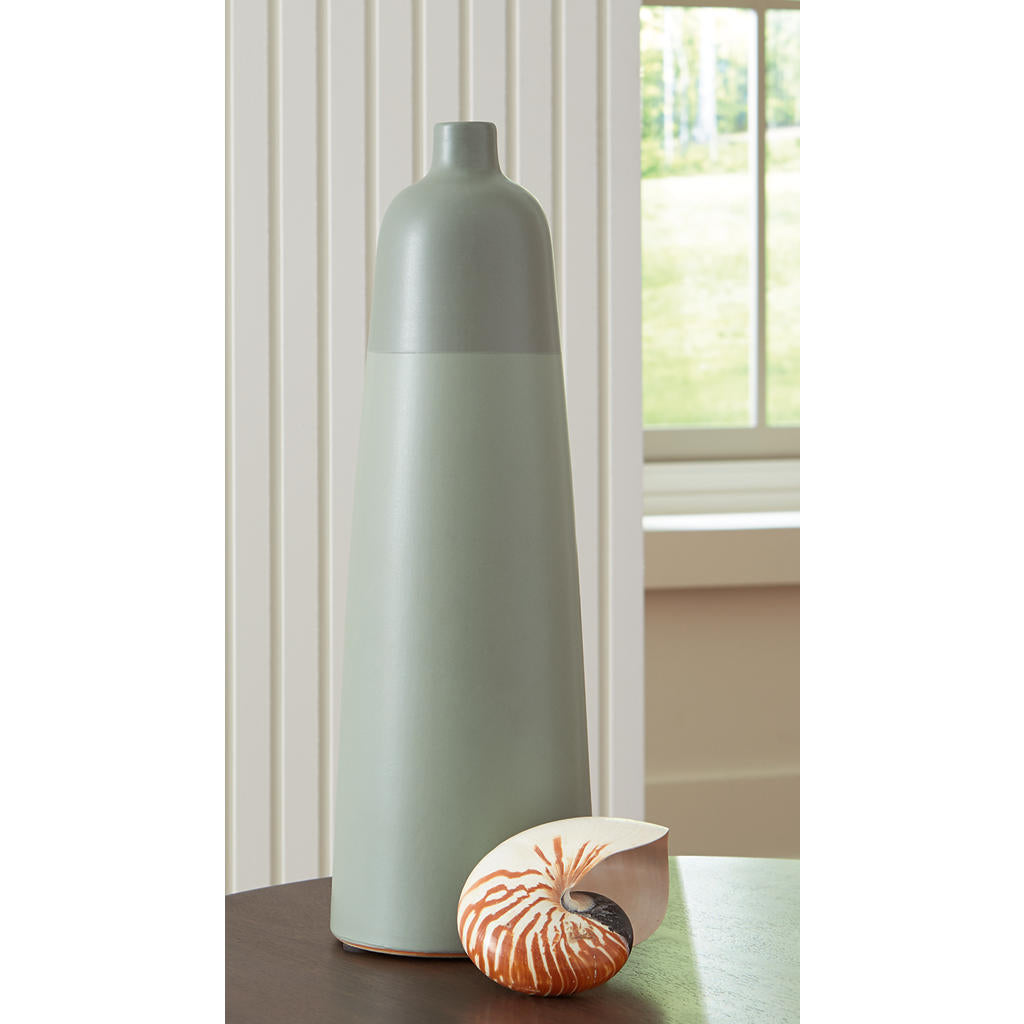 Peerland Vase Signature Design by Ashley® Home Accents