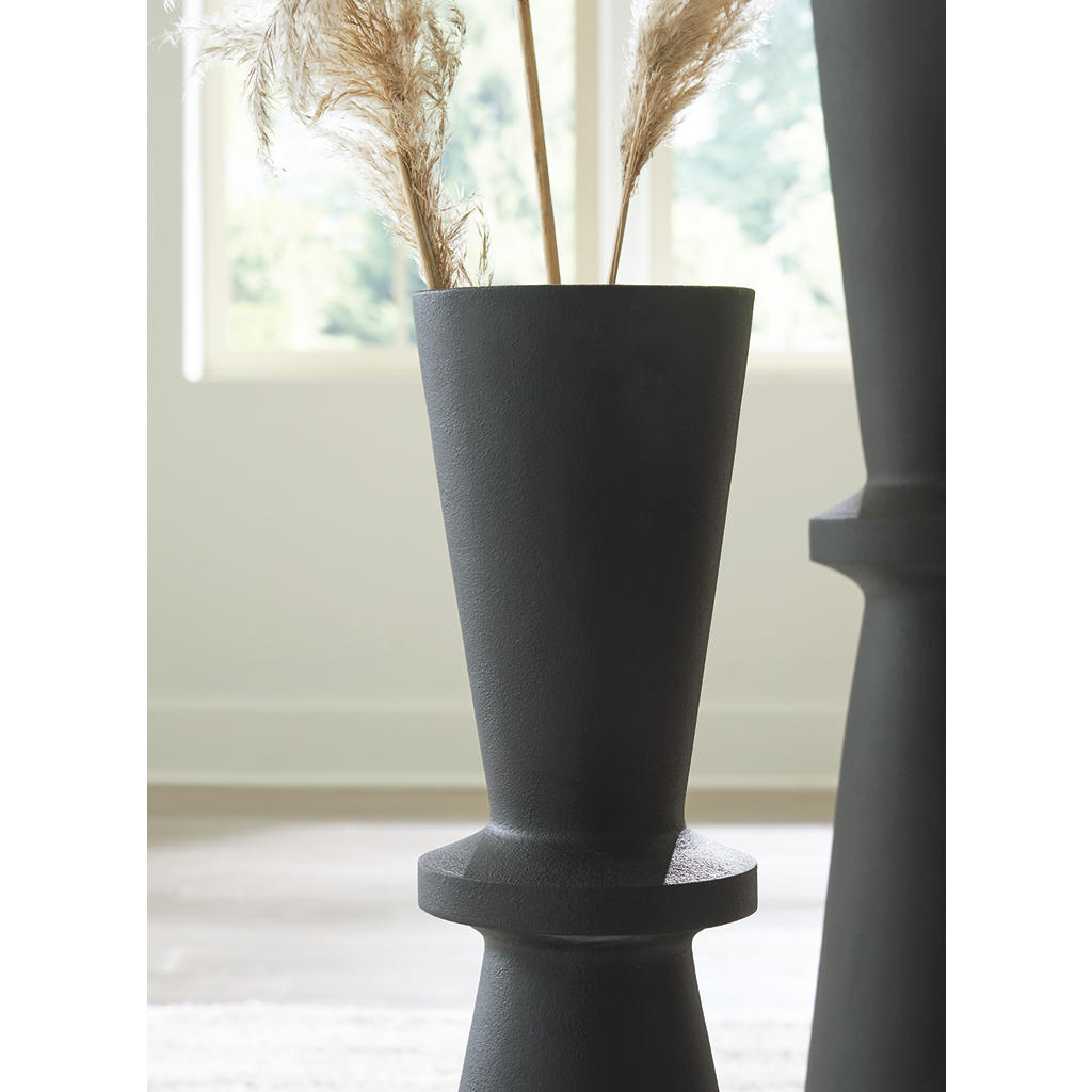 Collisten Vase Signature Design by Ashley® Home Accents