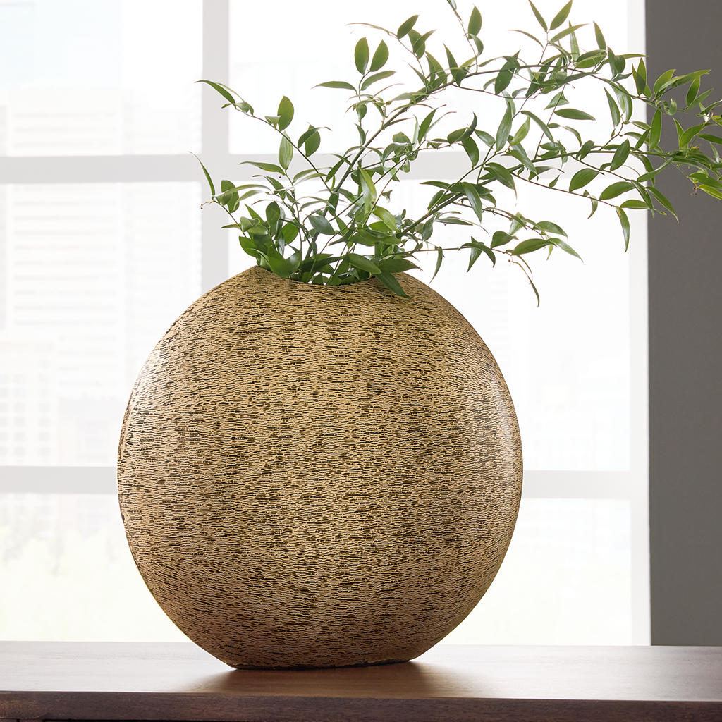 Iansboro Vase Signature Design by Ashley® Home Accents