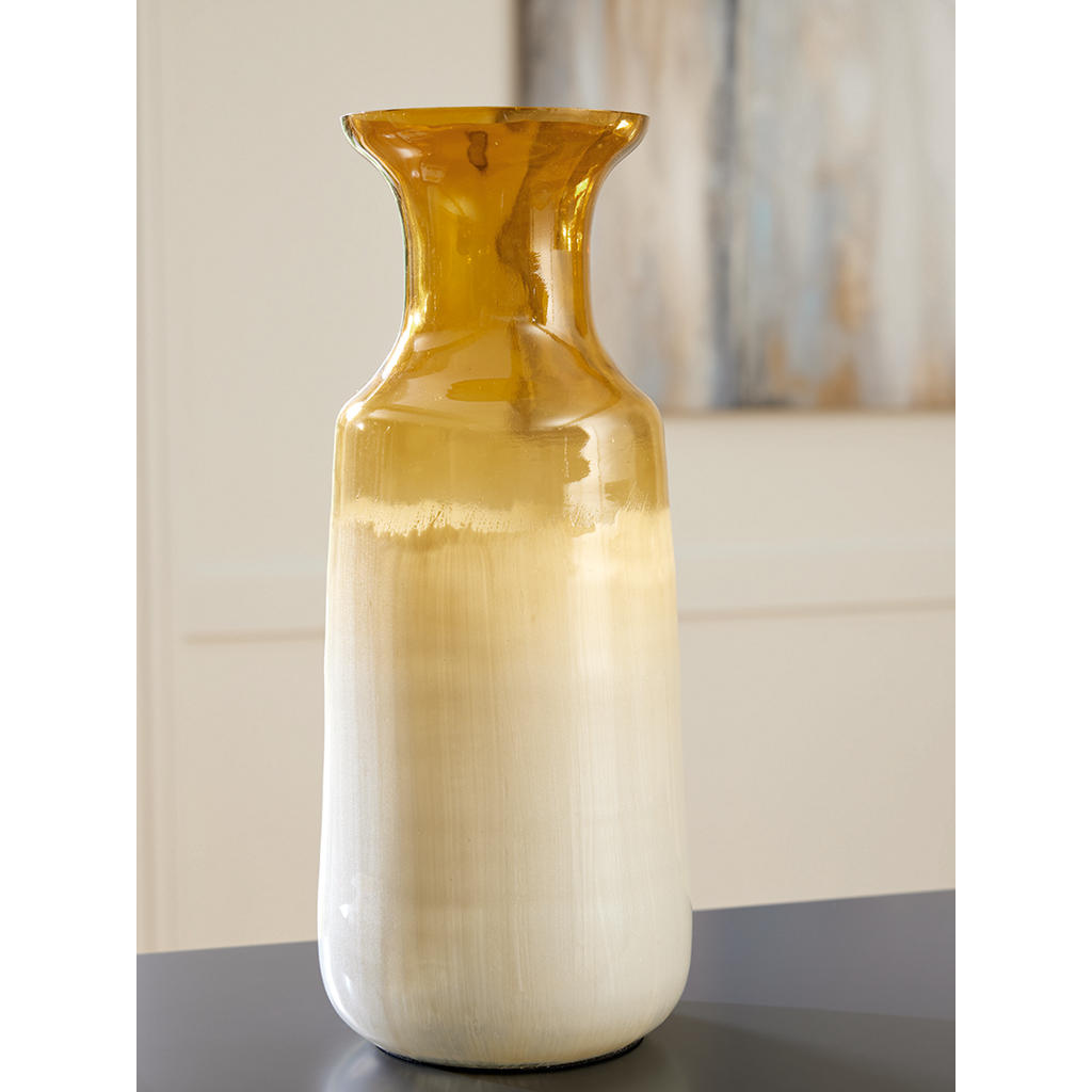 Wynburg Vase Signature Design by Ashley® Home Accents