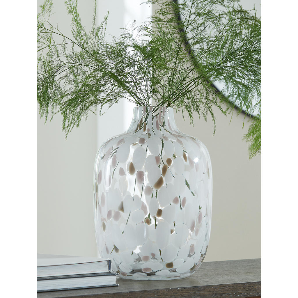 Keelton Vase Signature Design by Ashley® Home Accents