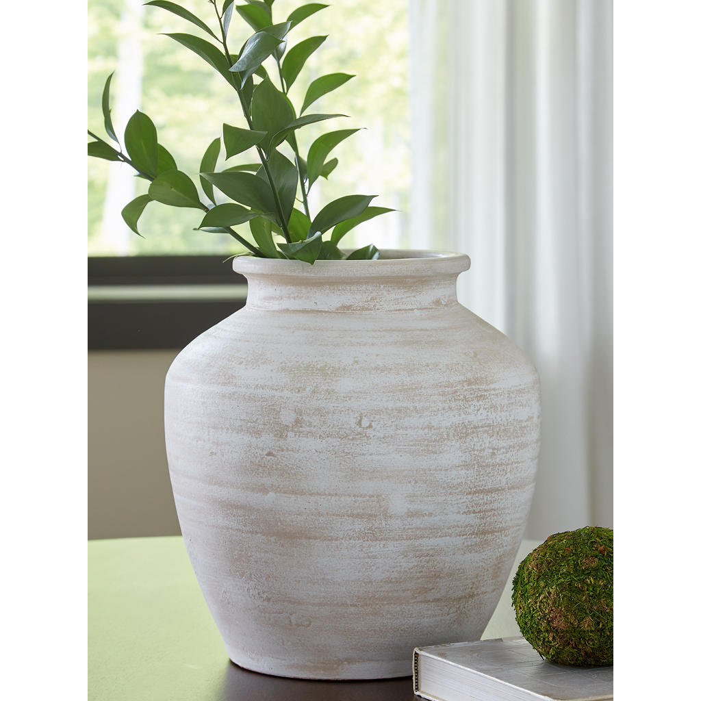 Meadie Vase Signature Design by Ashley® Home Accents