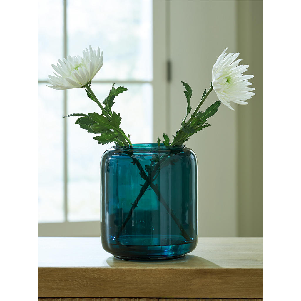 Inisland Vase Signature Design by Ashley® Home Accents