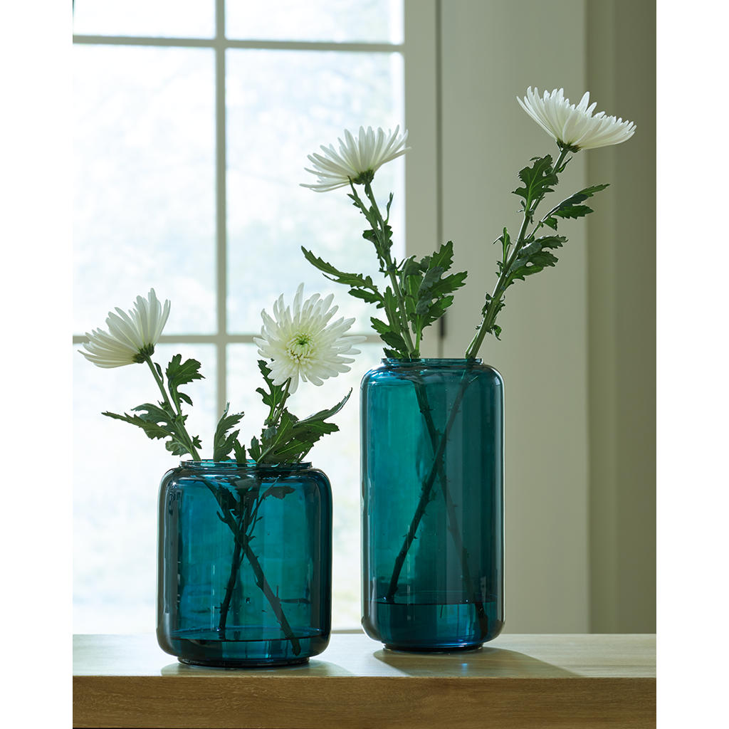 Inisland Vase Set (Set of 2) Signature Design by Ashley® Uncategorized