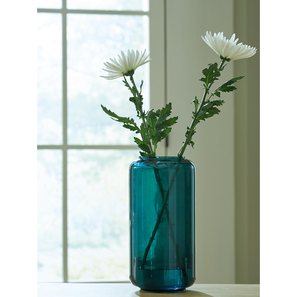 Inisland Vase Signature Design by Ashley® Home Accents
