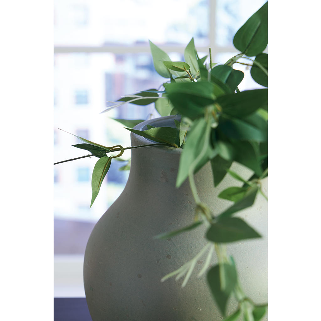 Baychester Vase Signature Design by Ashley® Home Accents