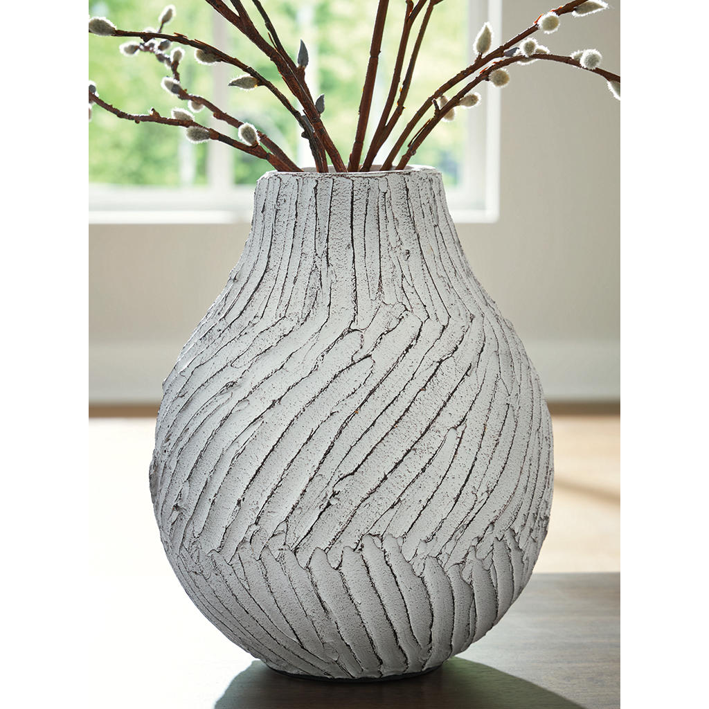 Shelvie Vase Signature Design by Ashley® Home Accents
