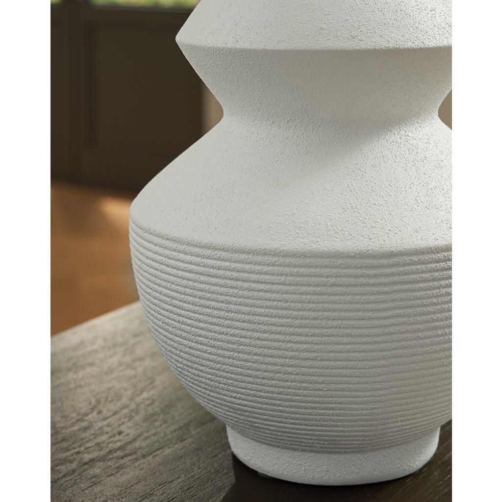 Naveen Vase Signature Design by Ashley® Home Accents