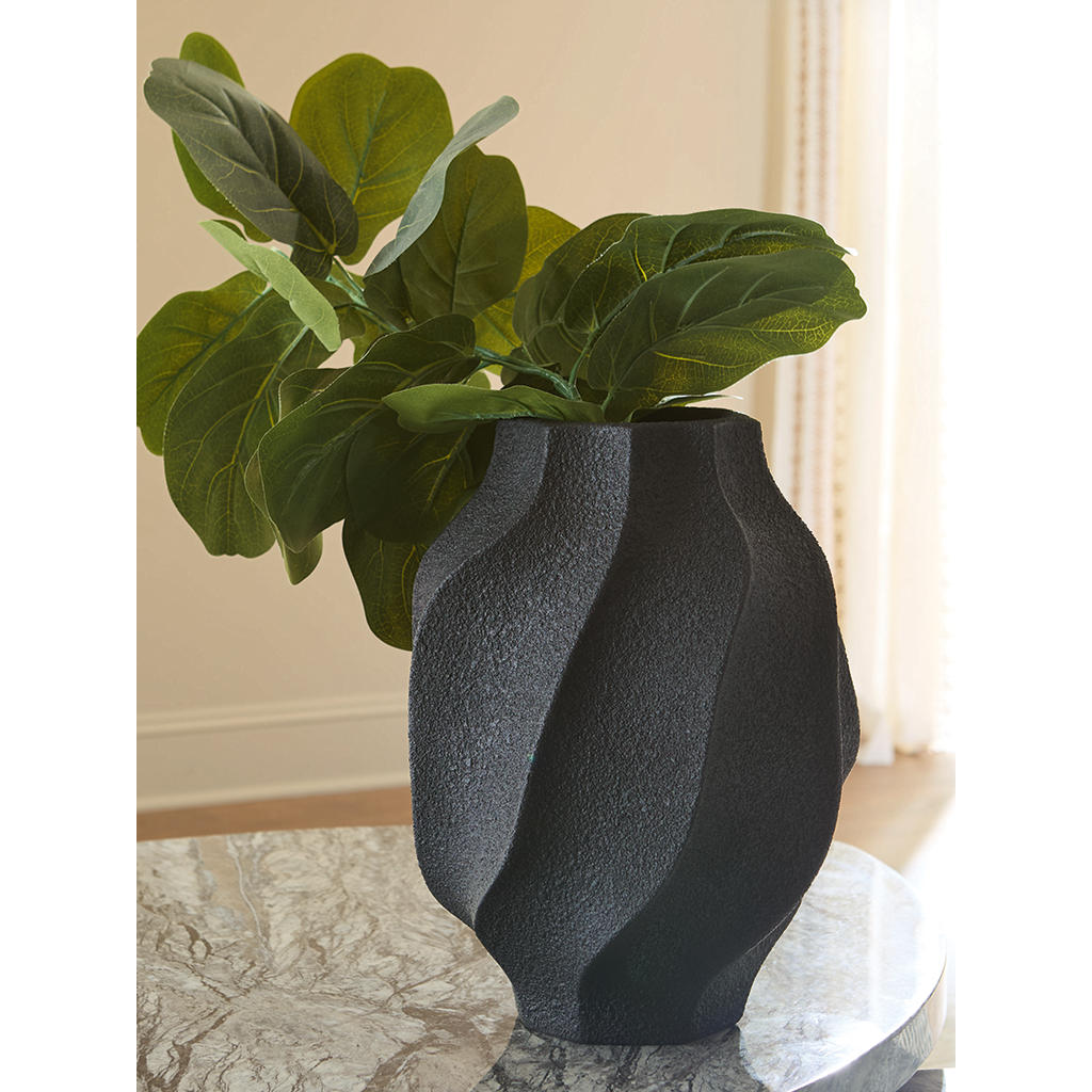 Judworth Vase Signature Design by Ashley® Home Accents