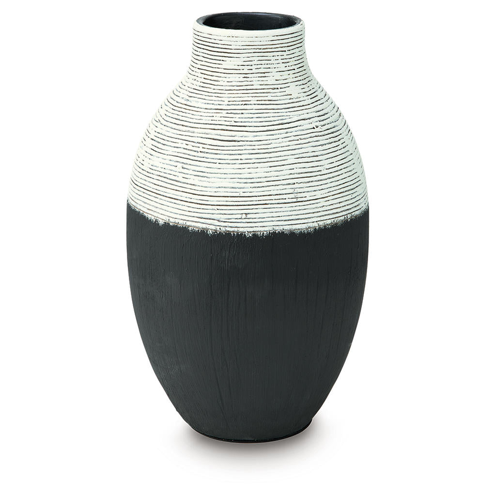 Girtha Vase Signature Design by Ashley® Home Accents