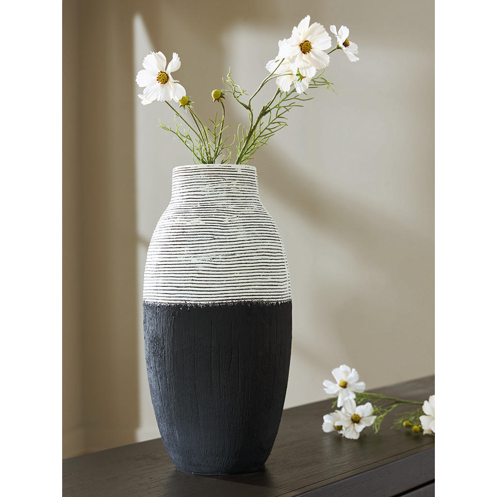 Girtha Vase Signature Design by Ashley® Home Accents