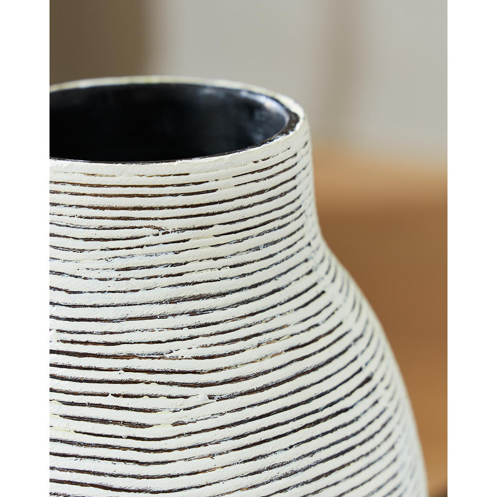 Girtha Vase Signature Design by Ashley® Home Accents