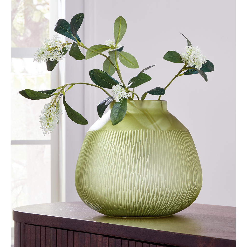 Scottyard Vase Signature Design by Ashley® Home Accents