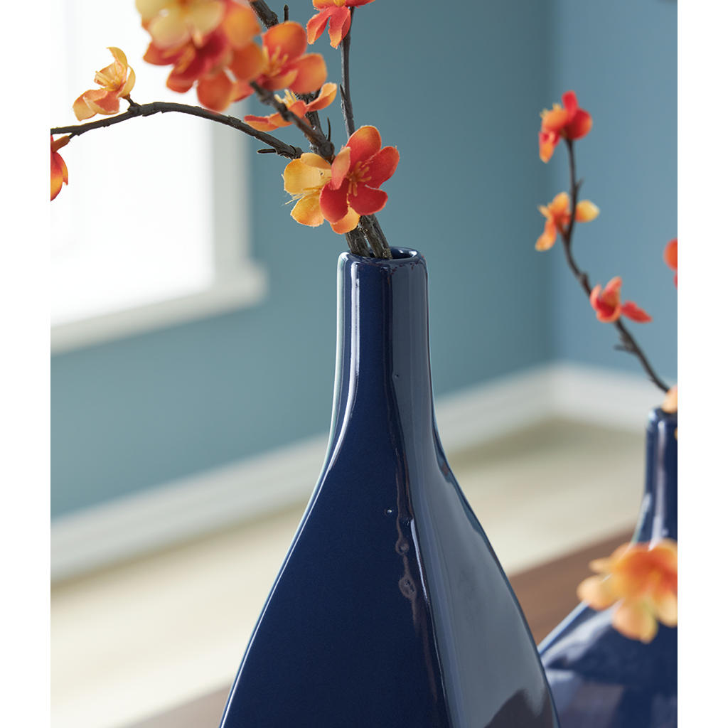 Abtinson Vase Signature Design by Ashley® Home Accents