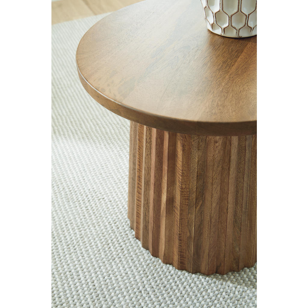 Ceilby Accent Table Signature Design by Ashley® Living Room