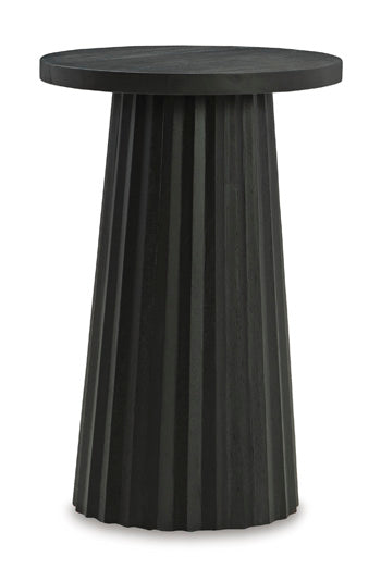 Ceilby Accent Table Signature Design by Ashley® Living Room