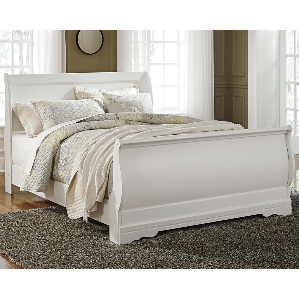 Anarasia Queen Sleigh Bed — Cottage White Curves Signature Design by Ashley® Bedroom