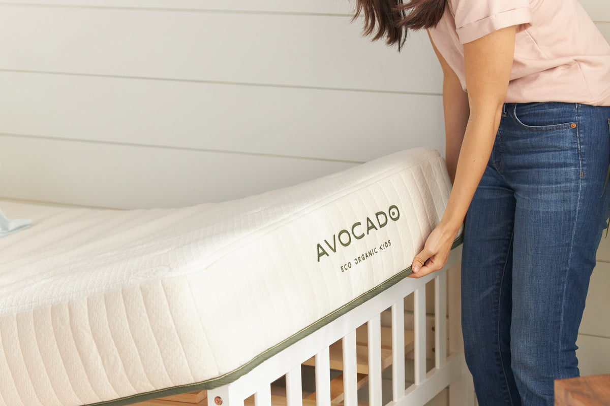 Avocado Eco Organic Kids Mattress — Low-Profile Latex Hybrid, 7.5 in