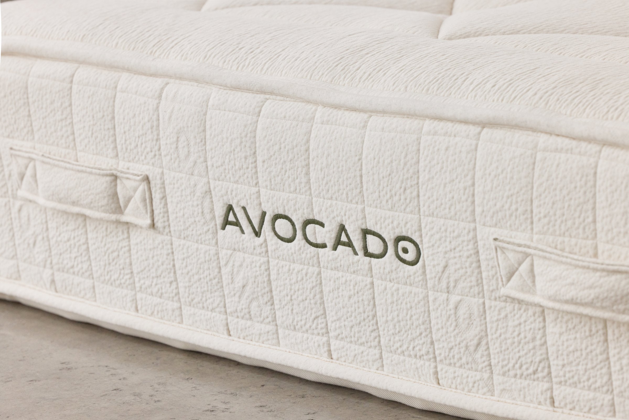 Avocado Luxury Organic Mattress Medium Tight-Top — Double Coil Latex Hybrid